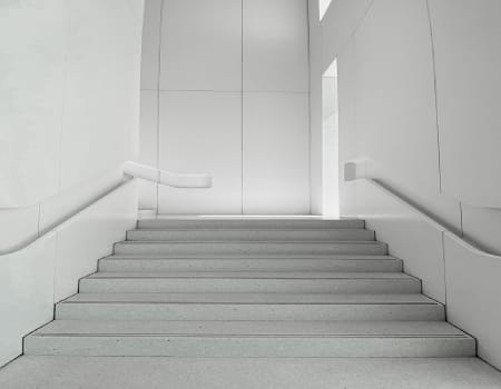 Sprzątanie klatki schodowej w Stalowej Woli – czyste schody, NOVA